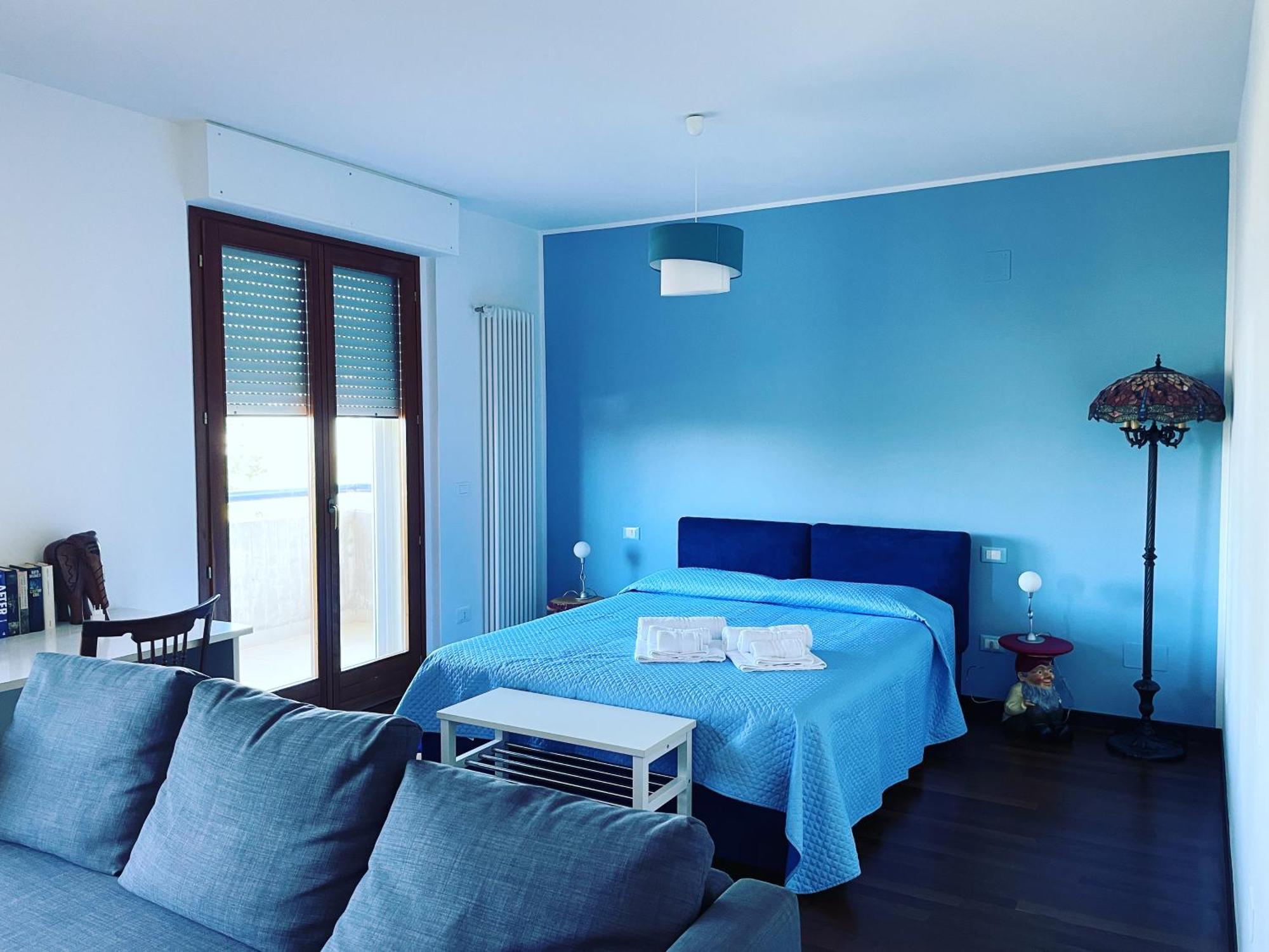 Attico Vista E Fronte Mare Zaffiroblu Con Posto Auto Apartman Montesilvano Marina Kültér fotó